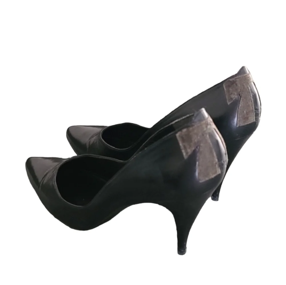 MR SEYMOUR STUART WEITZMAN VTG Black Leather Pumps 8.5 Pointed Heel Minimalist